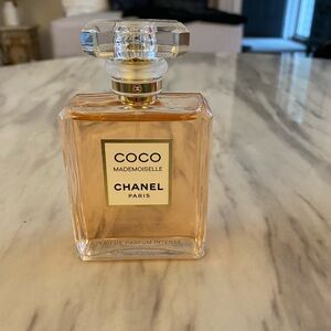 Chanel coco mademoiselle
